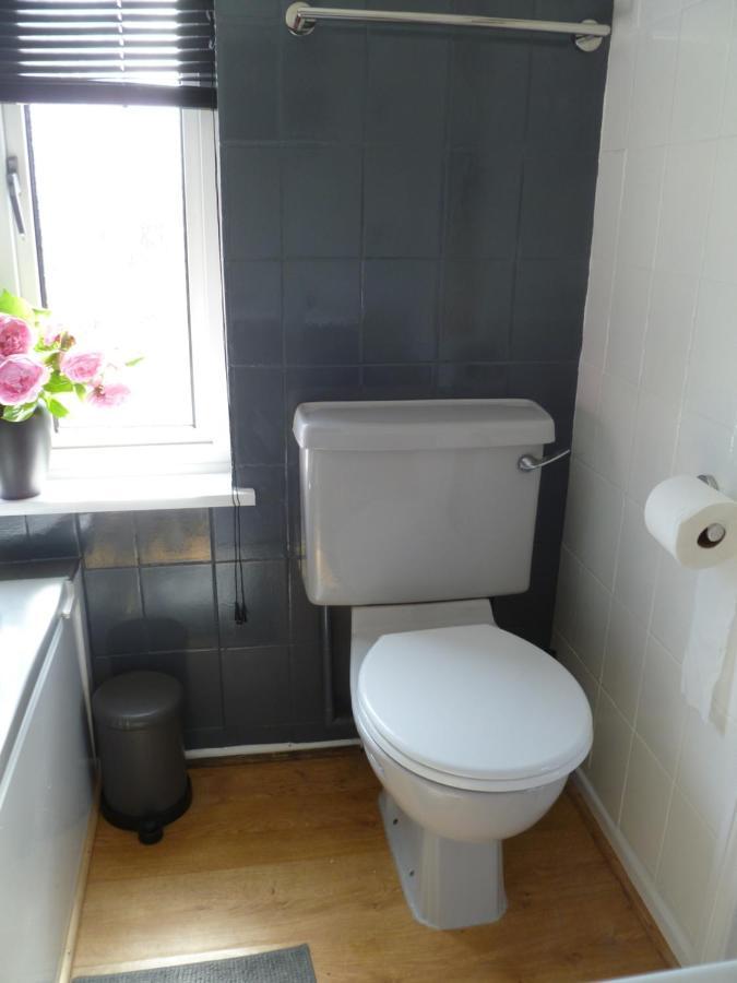 Cosy And Peaceful Maisonette With Terrace, Кидерминстър Екстериор снимка